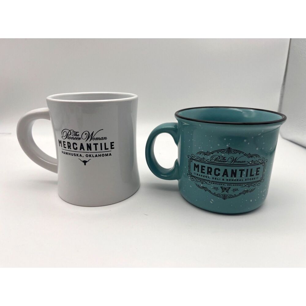 The Pioneer Woman Mercantile Coffee Mug Set of 2 White Blue Restaurant Oklahoma